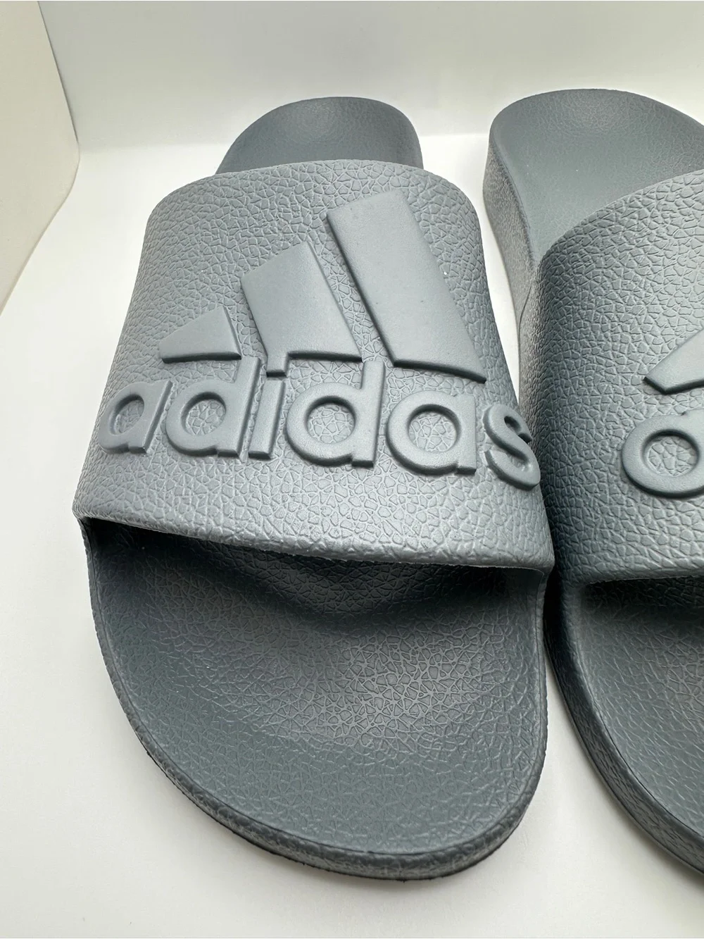Adidas Dark Grey Adilette Aqua men’s slides size 12